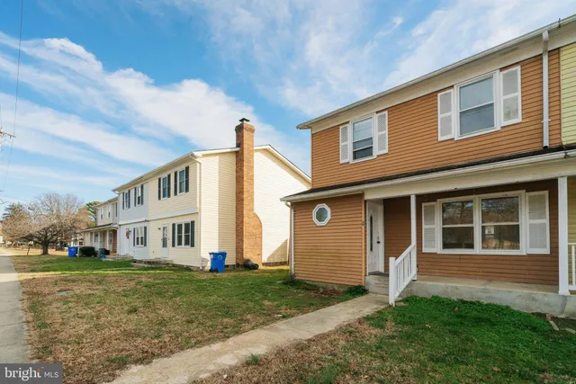 $2,450 | 9 Park Square Drive, Unit 9, Indian Head, MD 20640
