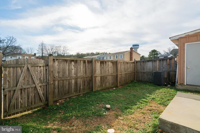 $2,450 | 9 Park Square Drive, Unit 9, Indian Head, MD 20640