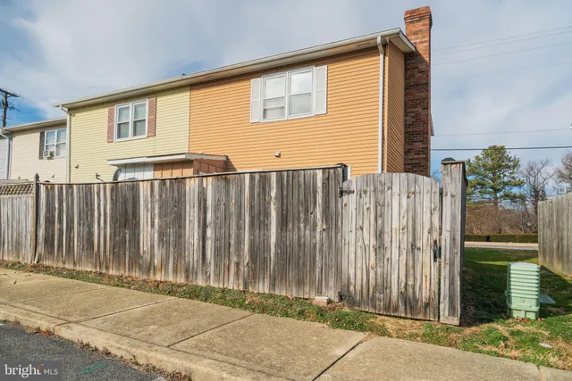 $2,450 | 9 Park Square Drive, Unit 9, Indian Head, MD 20640