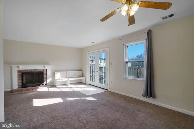 $2,450 | 9 Park Square Drive, Unit 9, Indian Head, MD 20640