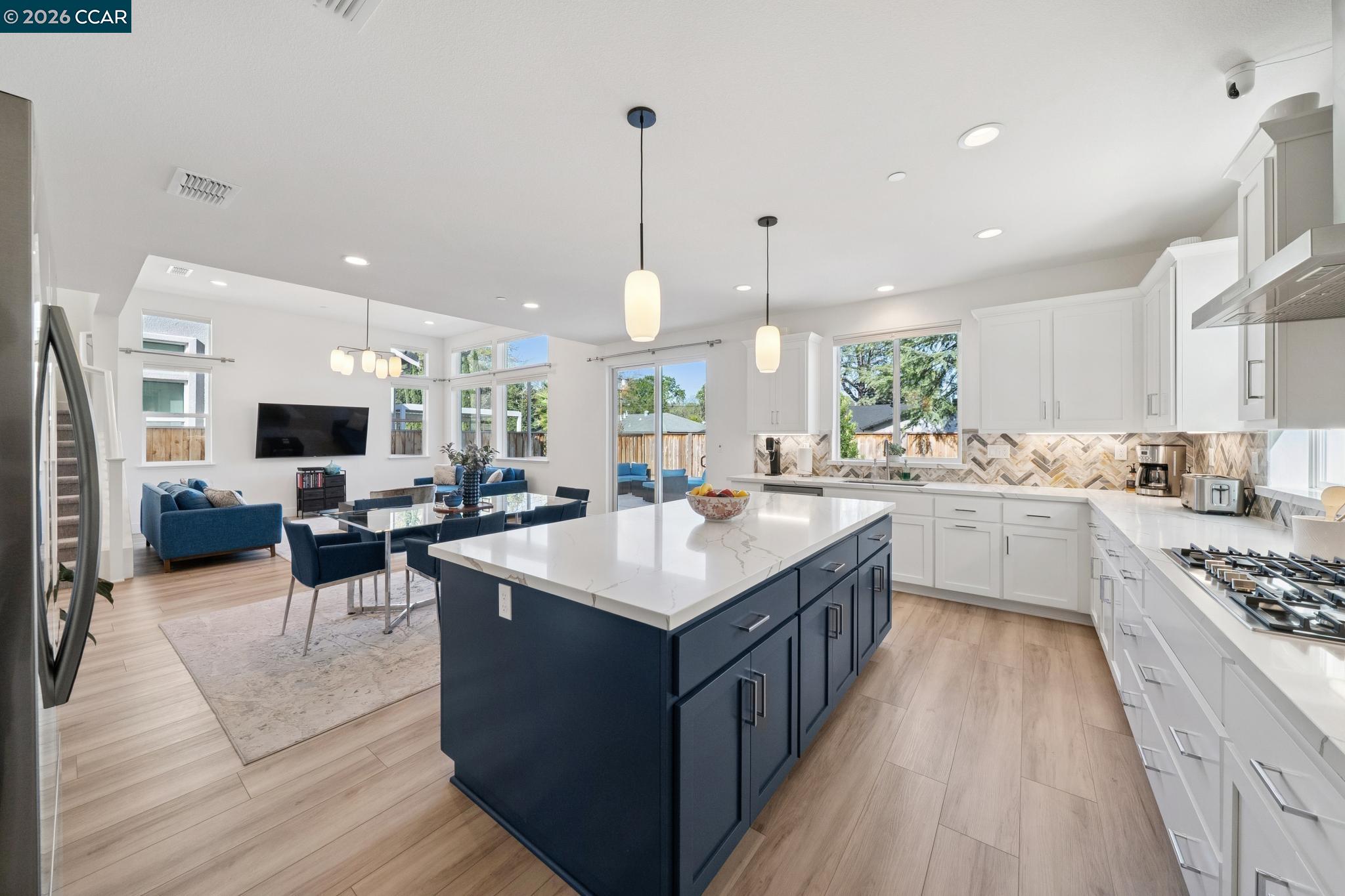 1035 Heckmann Lane Concord, CA 94518 - Photo 19 of 53