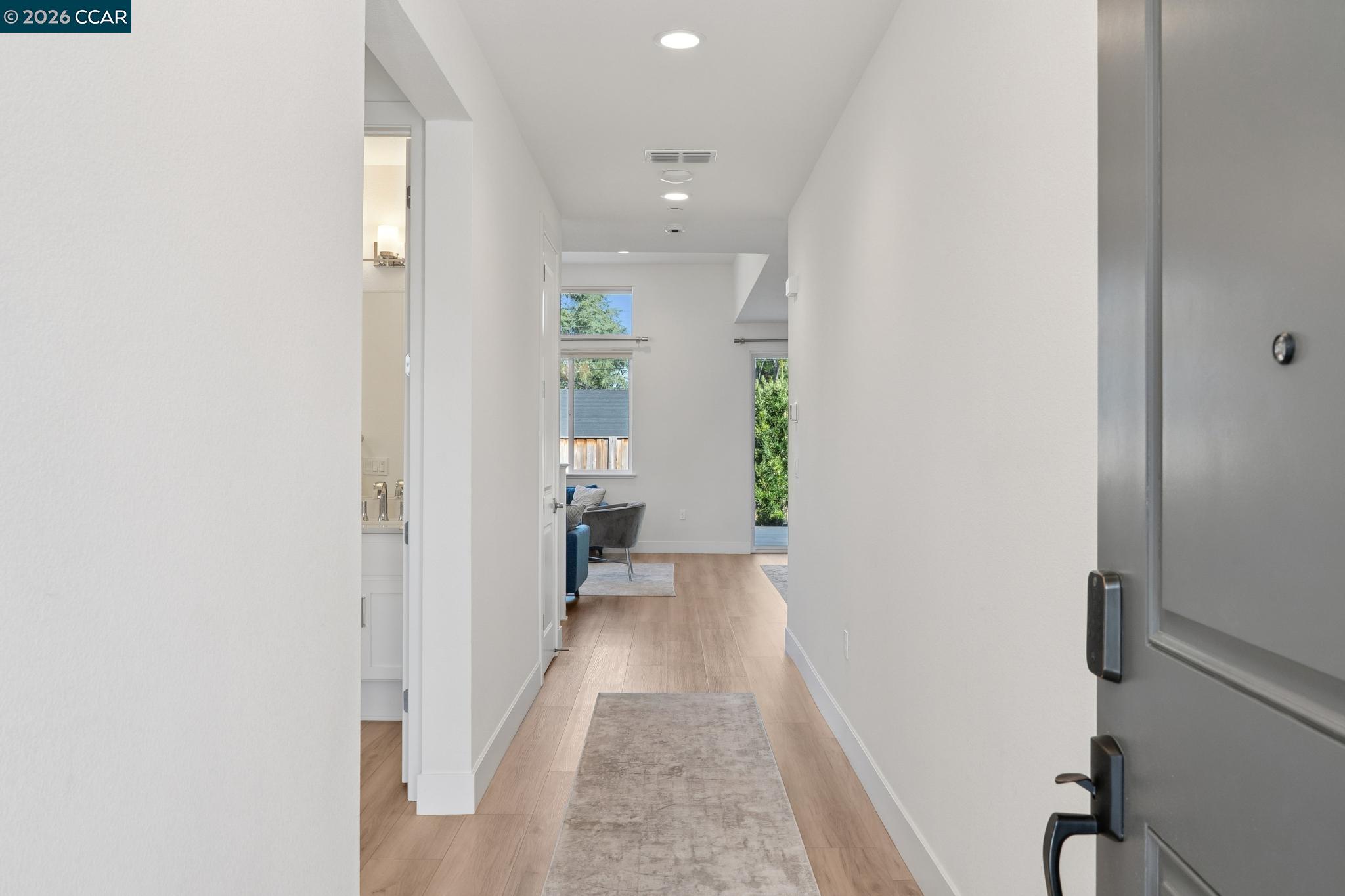 1035 Heckmann Lane Concord, CA 94518 - Photo 7 of 53