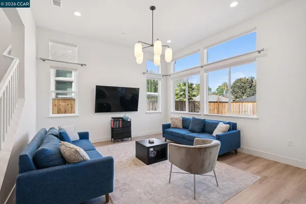 $1,299,000 | 1035 Heckmann Lane, Concord, CA 94518