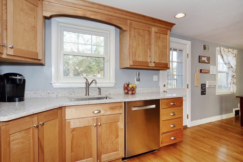 26 Manning Road Dedham, MA 02026 - Photo 20 of 30 Gallery Image 20