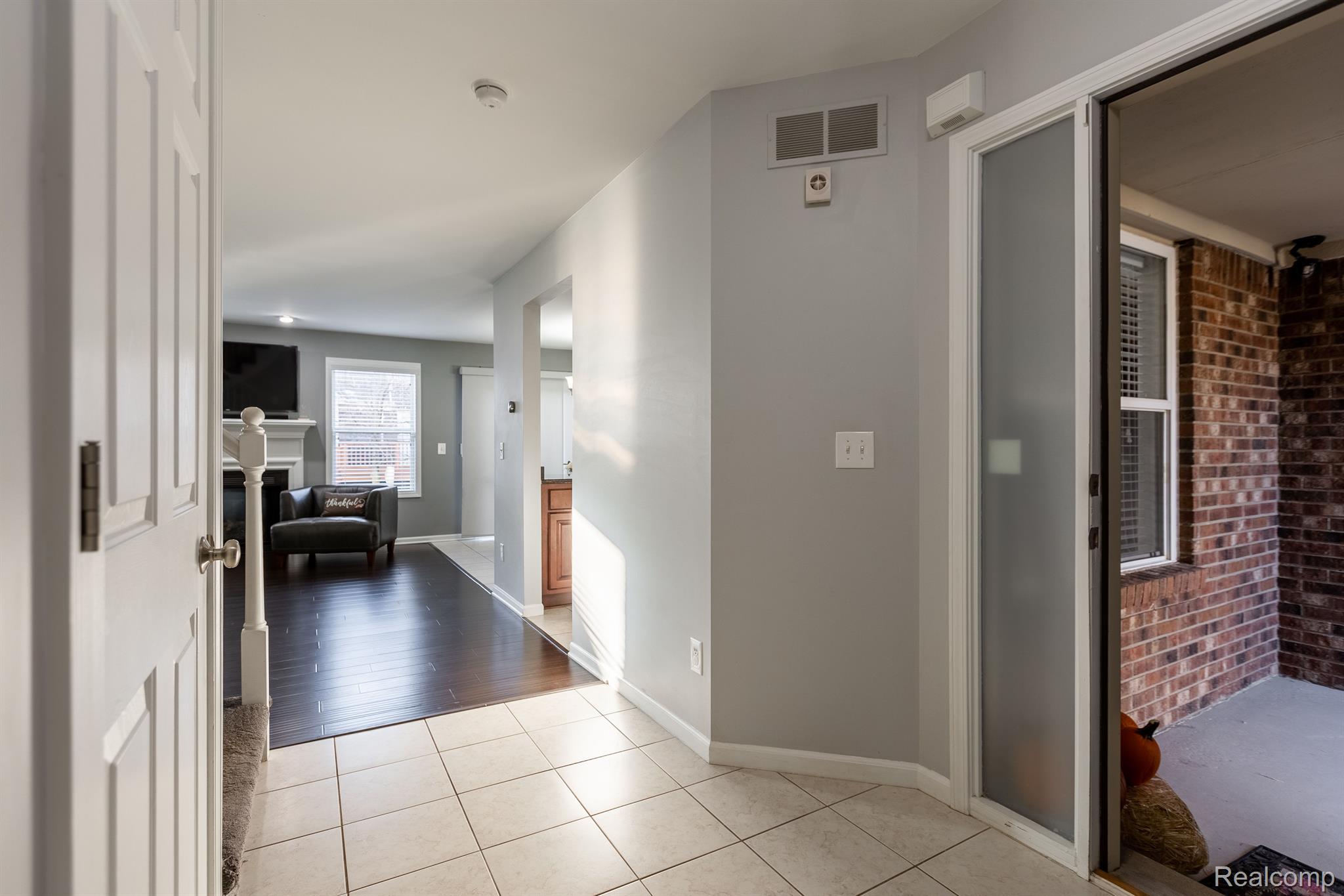 45709 Rathmore Drive Macomb, MI 48044 - Photo 5 of 22