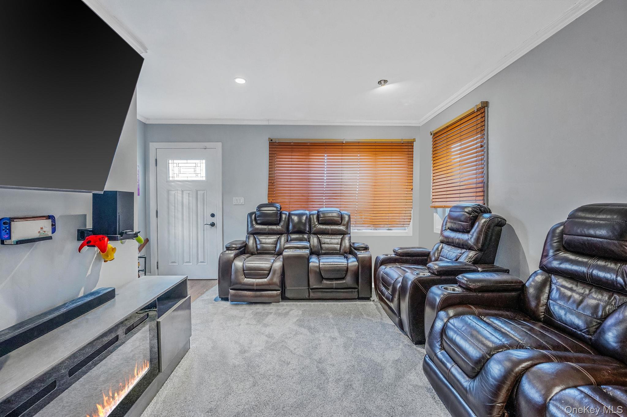 219-10 132nd Road Queens, NY 11413 - Photo 5 of 26