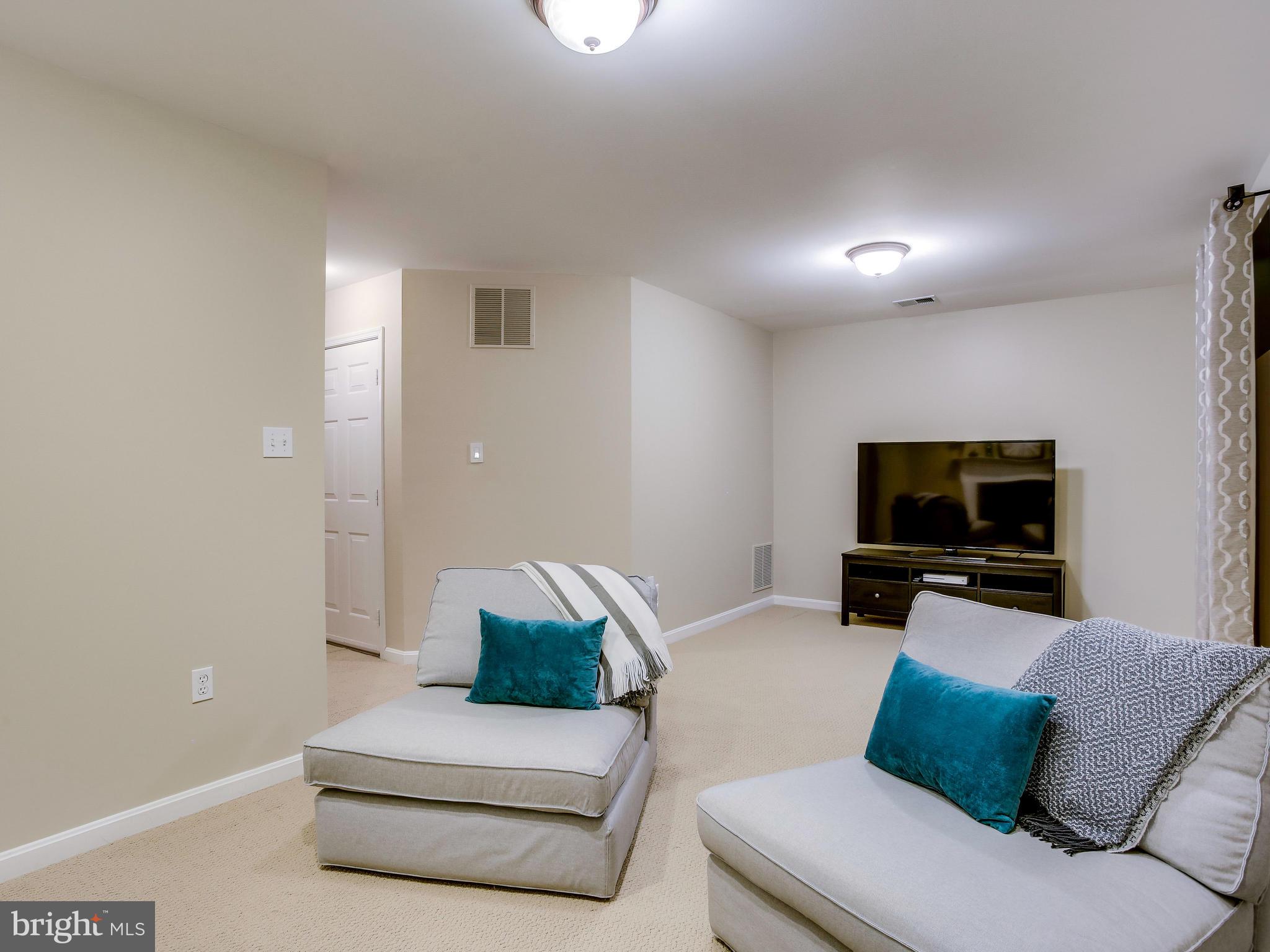 1230 Weatherstone Court Reston, VA 20194 - Photo 37 of 50