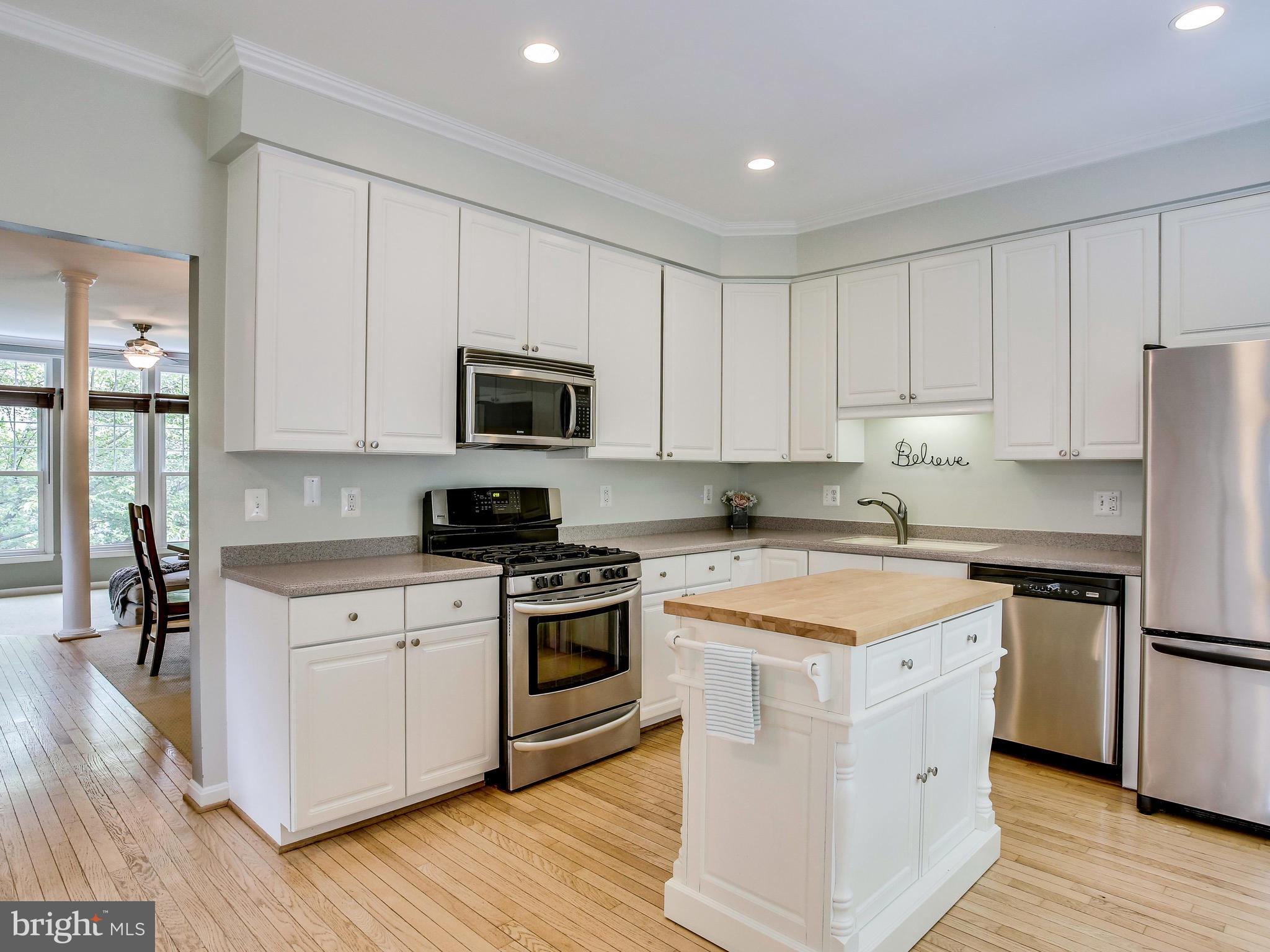1230 Weatherstone Court Reston, VA 20194 - Photo 10 of 50