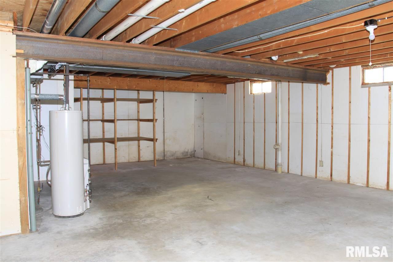 1431 Highview Road East Peoria, IL 61611 - Photo 29 of 34 Gallery Image 29