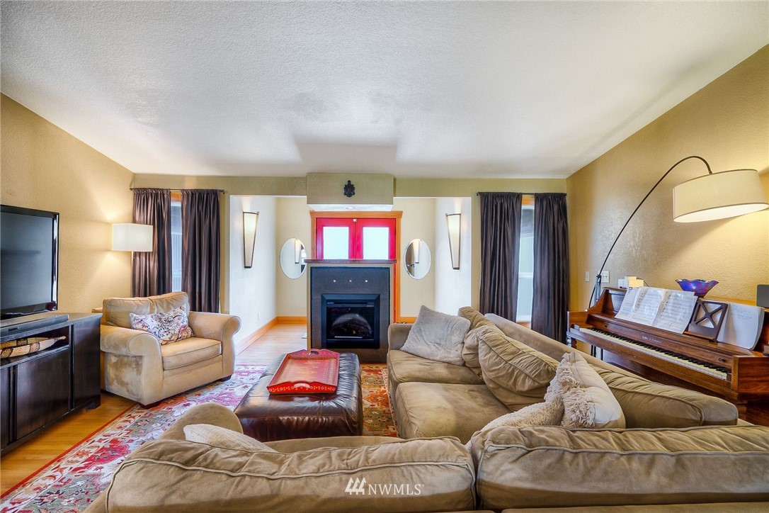 6021 Blvd Ext Road Southeast Olympia, WA 98501 - Photo 4 of 25