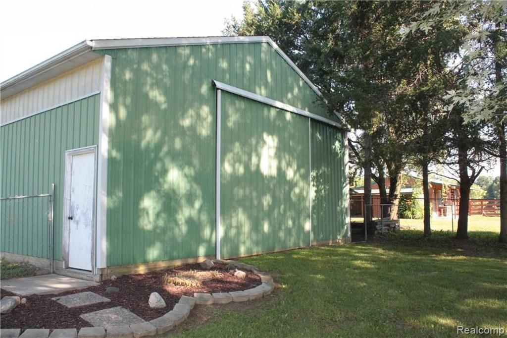 8293 North State Road Otisville, MI 48463 - Photo 12 of 30