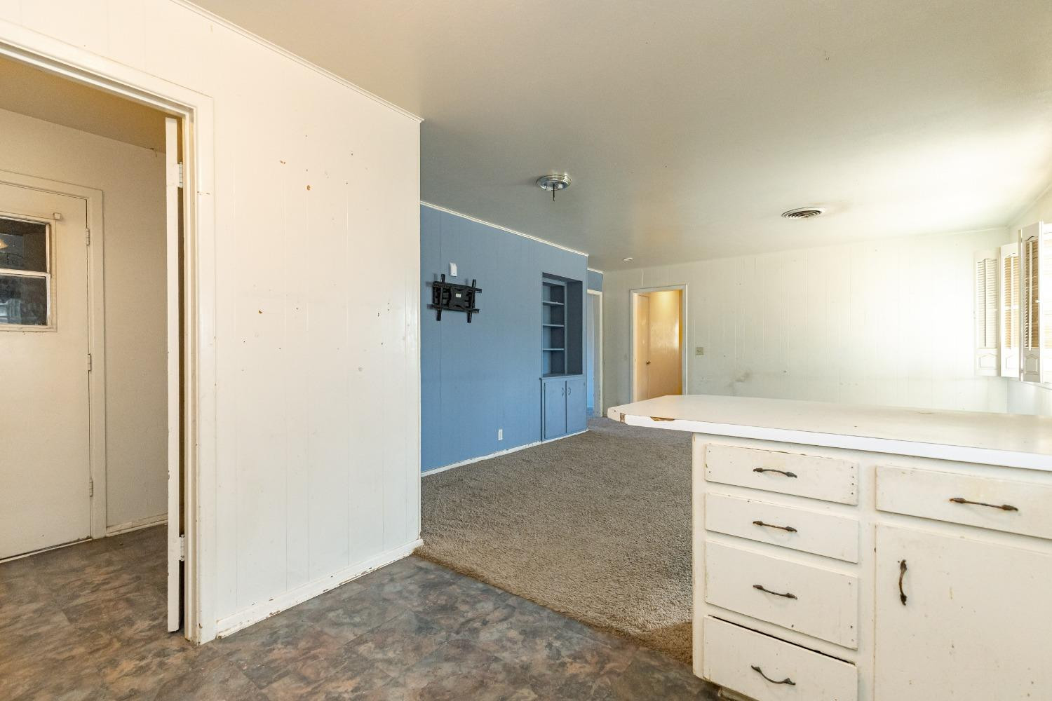 3621 56th Street Lubbock, TX 79413 - Photo 15 of 32