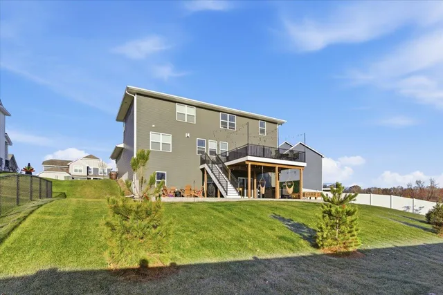 $650,000 | 3140 Sunflower Way Northwest, Prior Lake, MN 55352