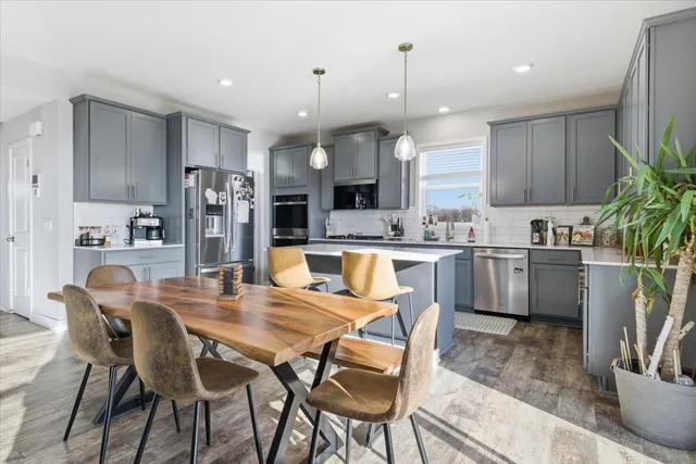 $650,000 | 3140 Sunflower Way Northwest, Prior Lake, MN 55352