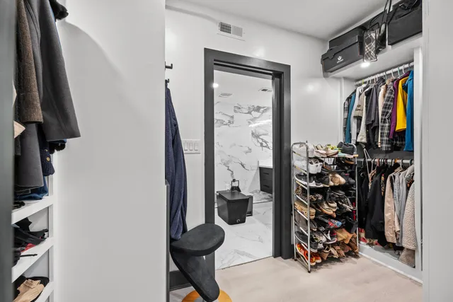 $3,500 | 14 Lockwood Drive, Unit 5I, Charleston, SC 29401