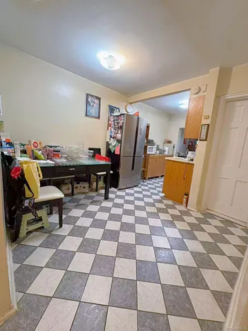 $2,350,000 | 132-51 Avery Avenue | Flushing