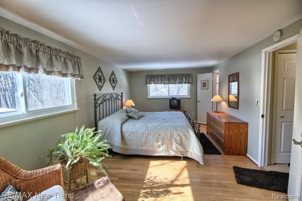 16147 Riverside Street Livonia, MI 48154 - Photo 8 of 32