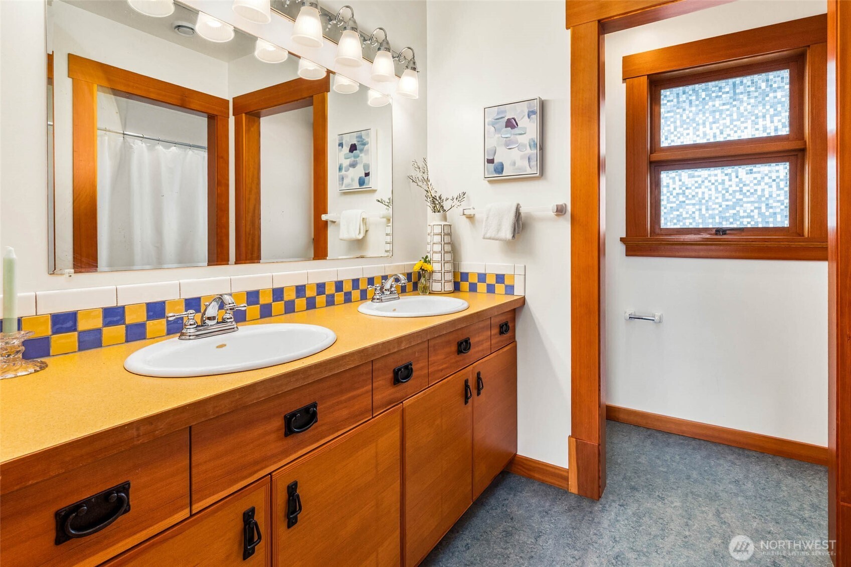 2117 North 36th Street Seattle, WA 98103 - Photo 26 of 39