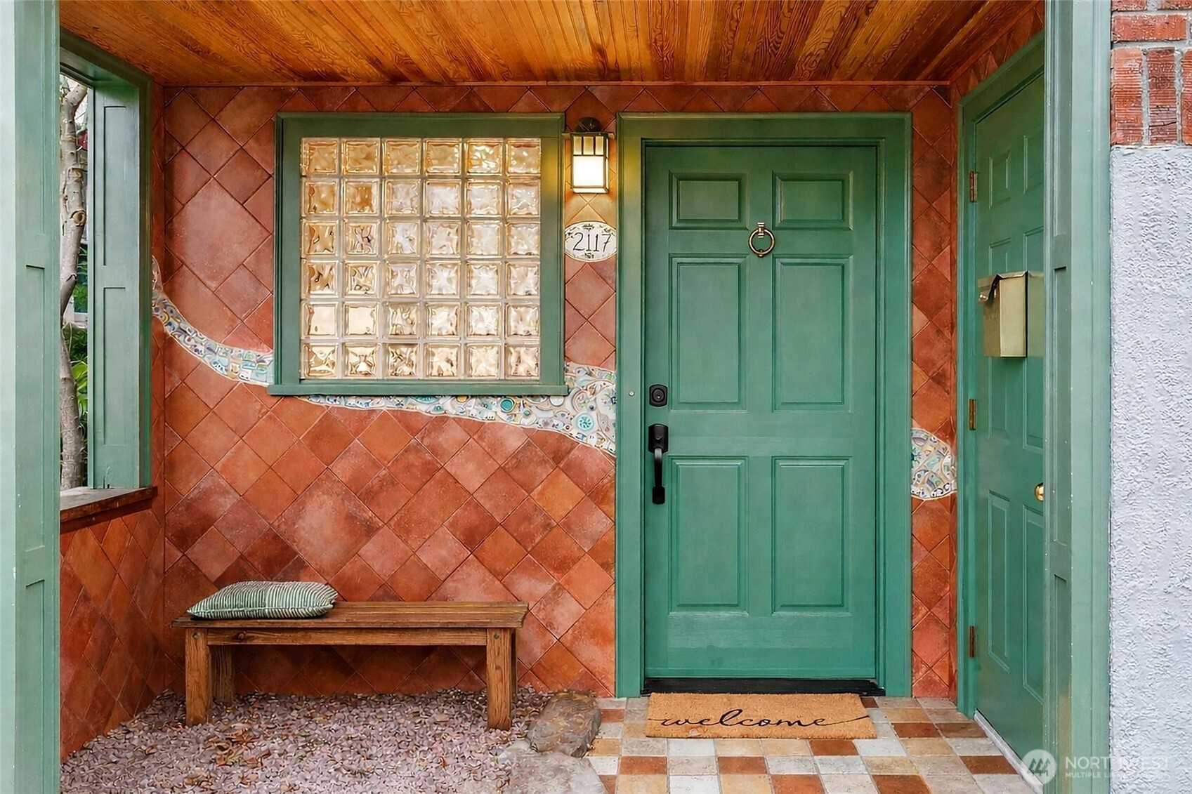 2117 North 36th Street Seattle, WA 98103 - Photo 6 of 39