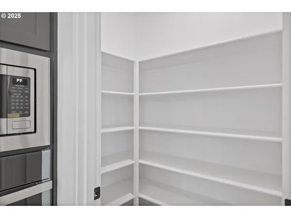 $899,933 | 14988 Southeast Andre Way, Clackamas, OR 97015