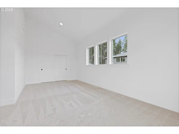 $899,933 | 14988 Southeast Andre Way, Clackamas, OR 97015