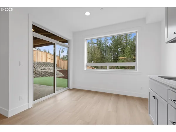 $899,933 | 14988 Southeast Andre Way, Clackamas, OR 97015