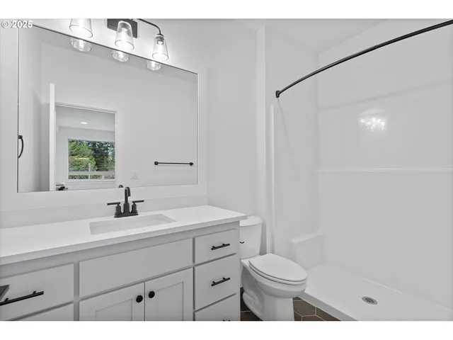 $949,033 | 14988 Southeast Andre Way, Clackamas, OR 97015