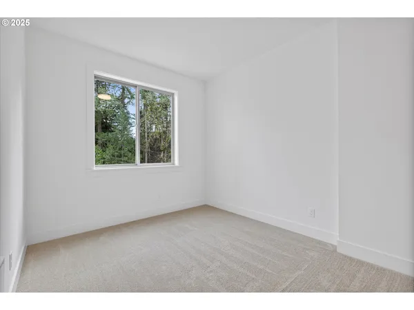 $899,933 | 14988 Southeast Andre Way, Clackamas, OR 97015