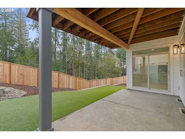 $899,933 | 14988 Southeast Andre Way, Clackamas, OR 97015
