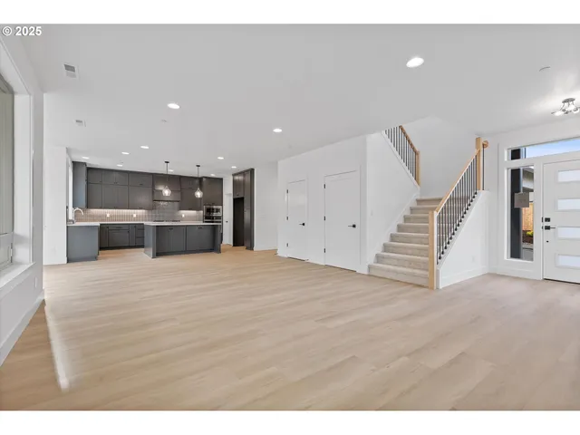 $949,033 | 14988 Southeast Andre Way, Clackamas, OR 97015