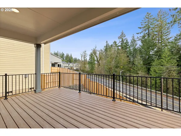 $899,933 | 14988 Southeast Andre Way, Clackamas, OR 97015