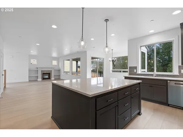 $899,933 | 14988 Southeast Andre Way, Clackamas, OR 97015