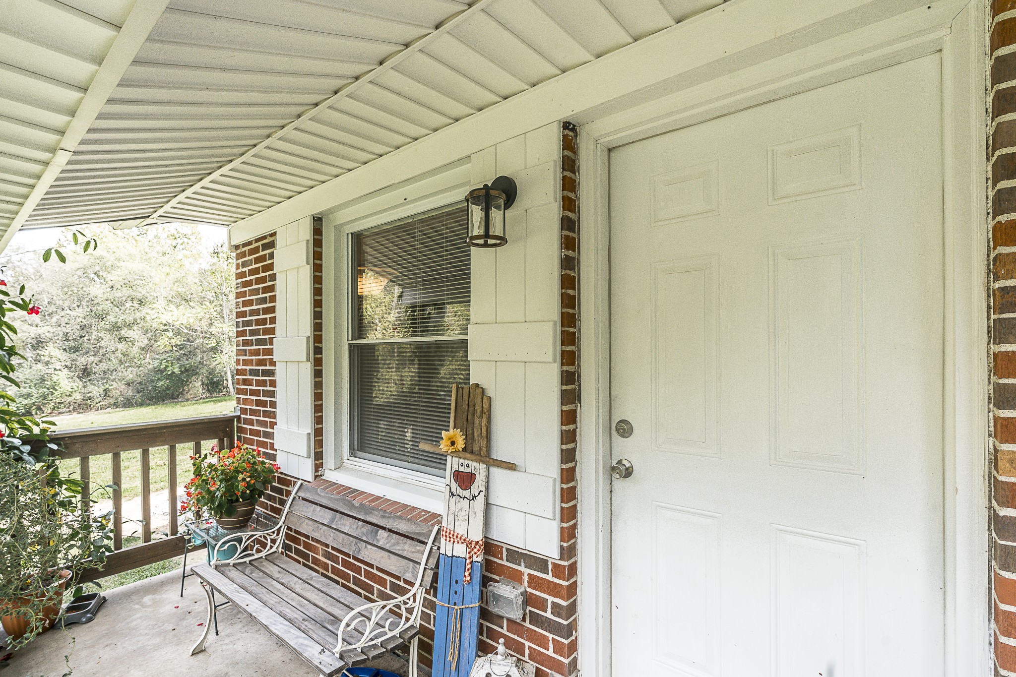 105 Canoe Branch Road Castalian Springs, TN 37031 - Photo 5 of 42 Gallery Image 5