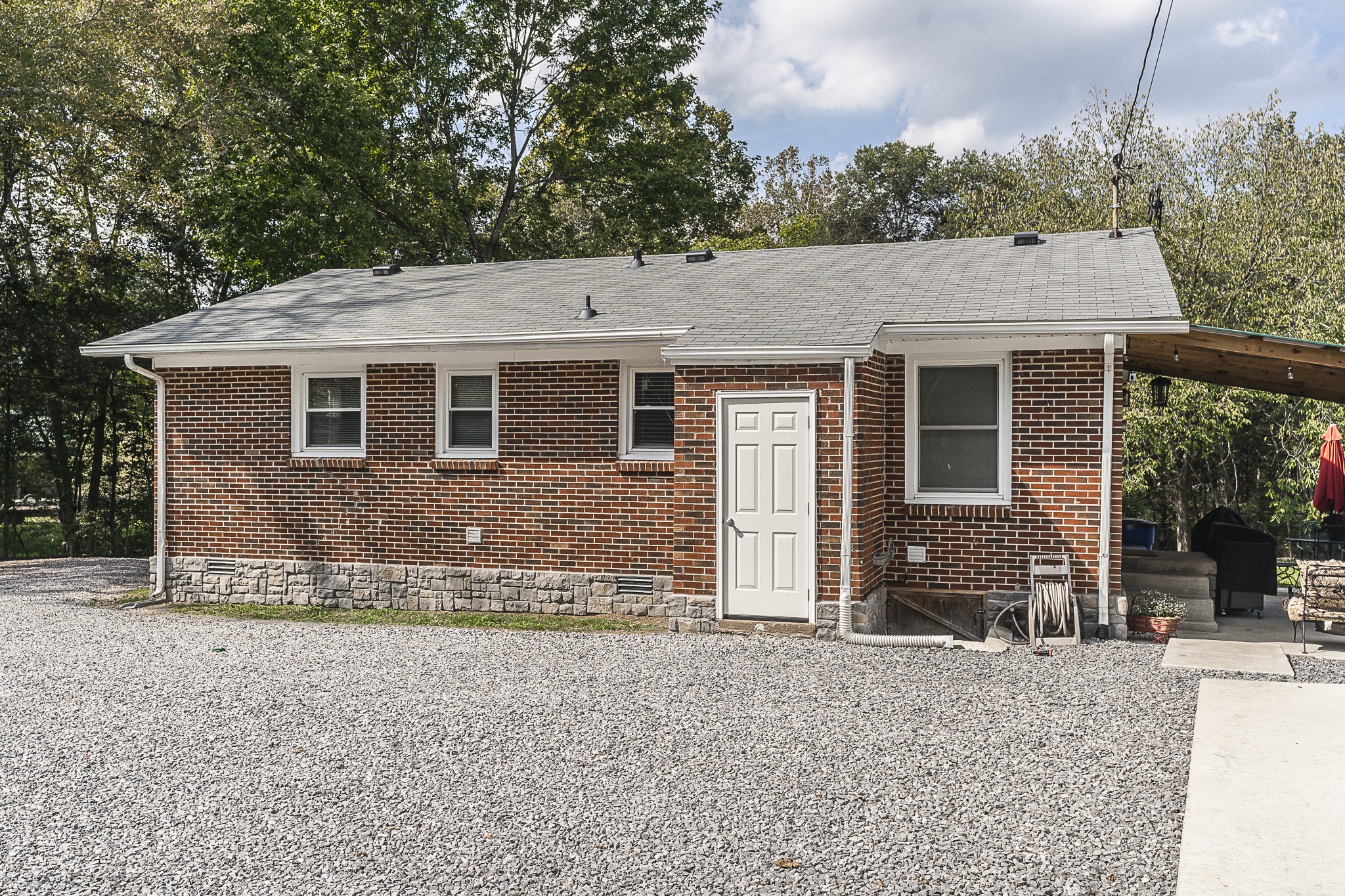105 Canoe Branch Road Castalian Springs, TN 37031 - Photo 6 of 42 Gallery Image 6