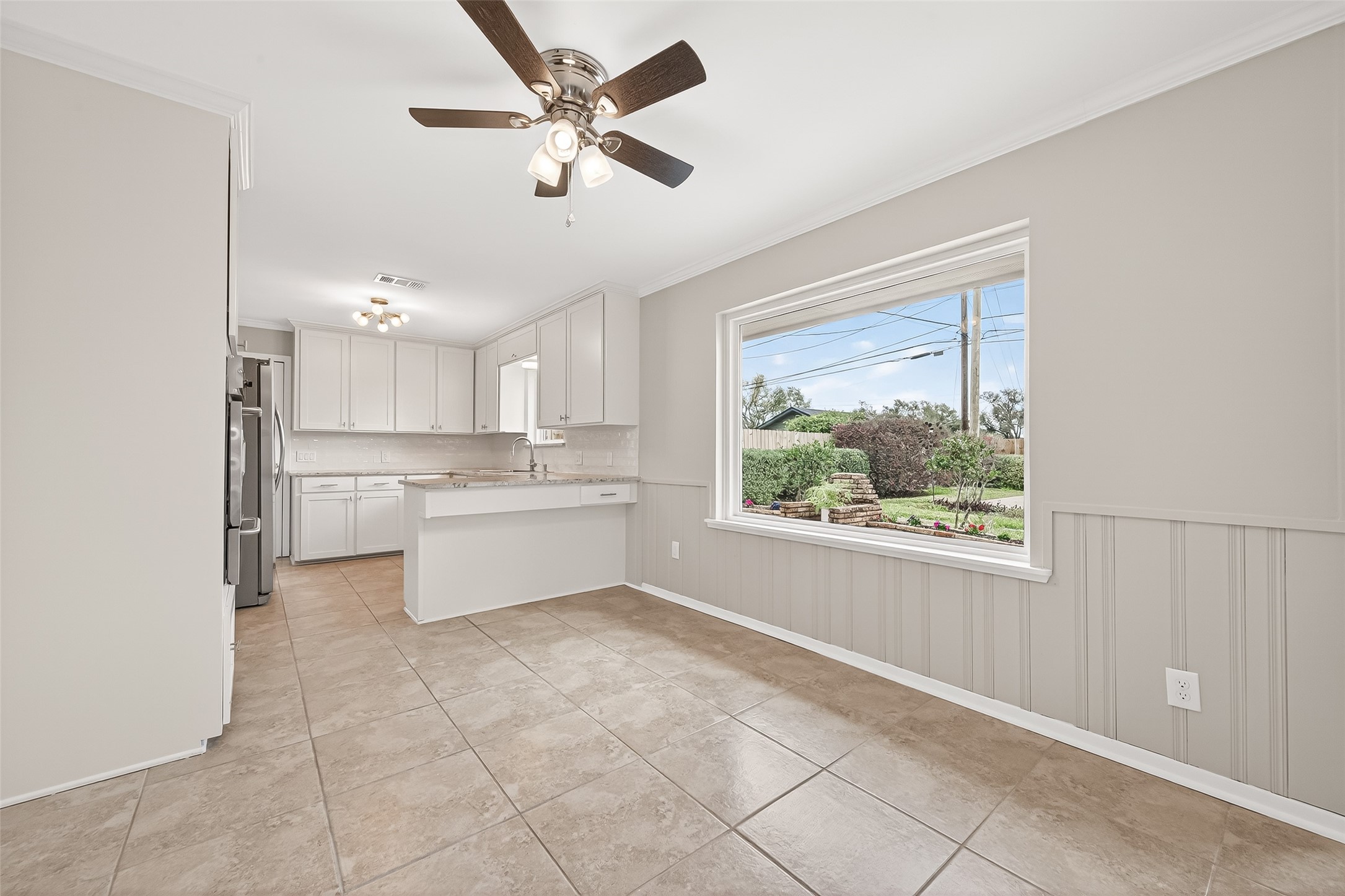 1506 Foxwood Road Houston, TX 77008 - Photo 14 of 44