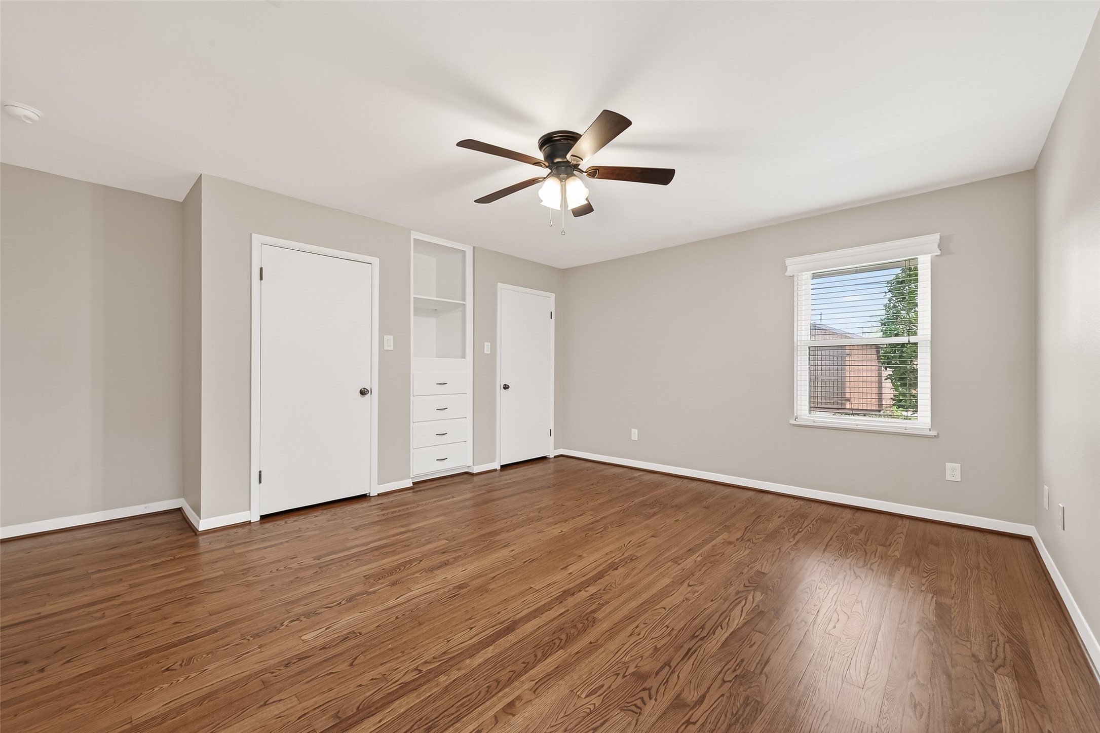 1506 Foxwood Road Houston, TX 77008 - Photo 23 of 44