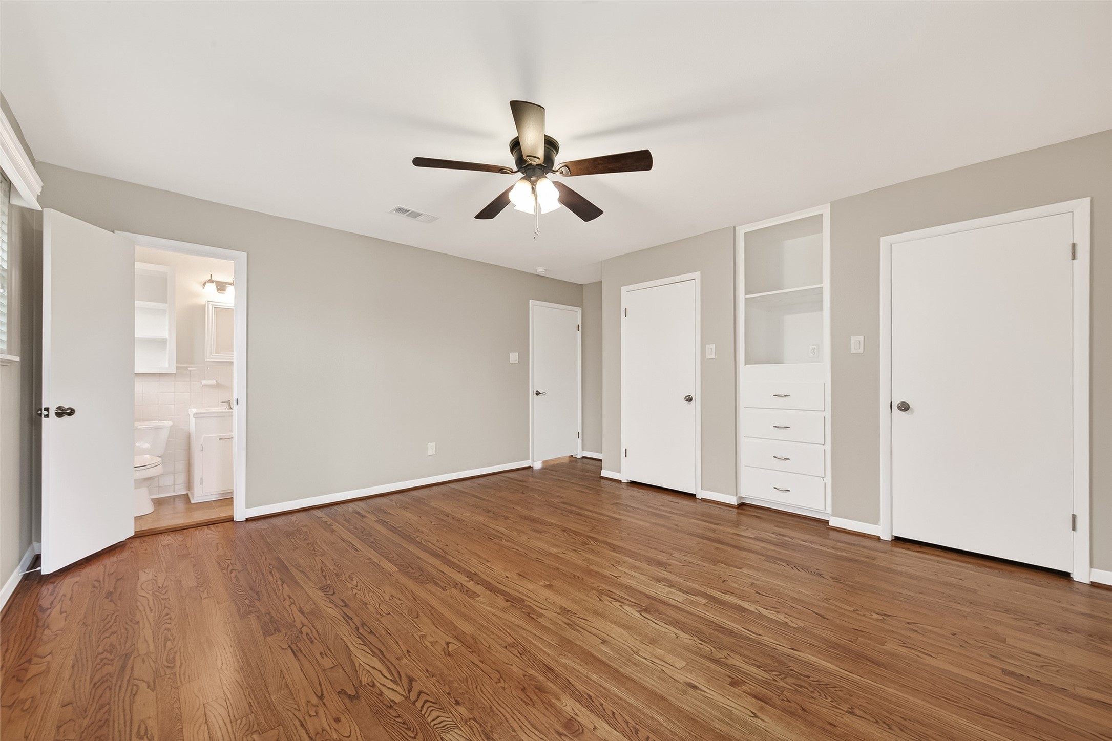 1506 Foxwood Road Houston, TX 77008 - Photo 24 of 44