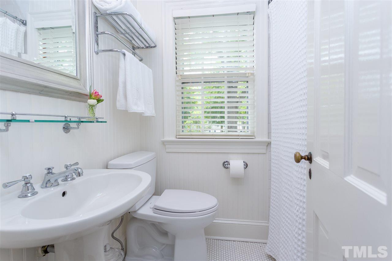 2803 Anderson Drive Raleigh, NC 27608 - Photo 22 of 30