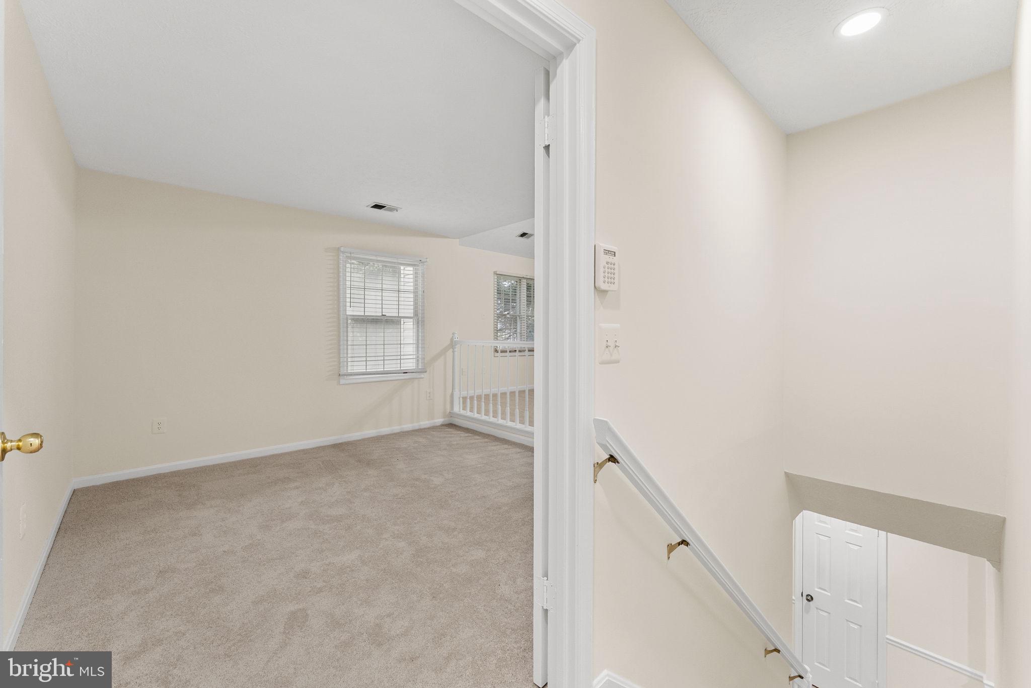 36 Rutherford Circle Sterling, VA 20165 - Photo 38 of 85