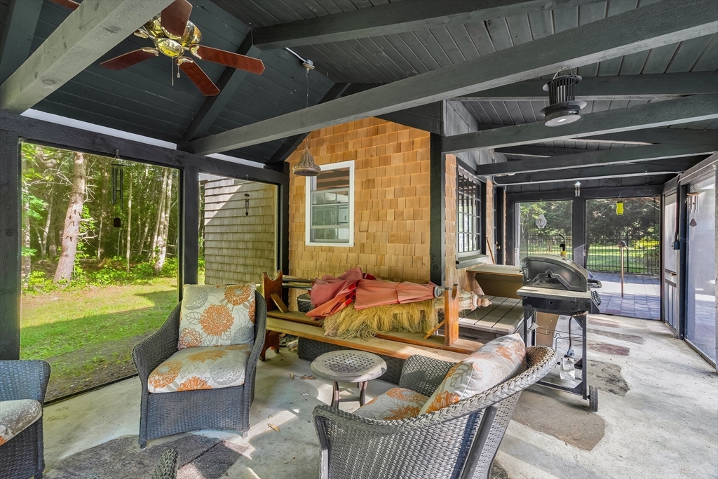 659 Front Street Marion, MA 02738 - Photo 11 of 42