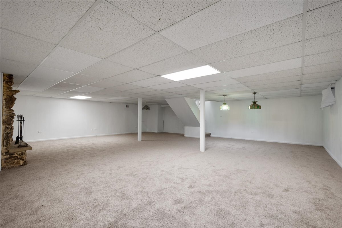 2821 Covert Road Glenview, IL 60025 - Photo 25 of 28