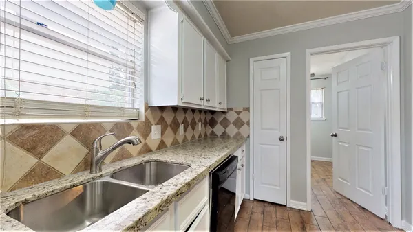 $2,375 | 24314 Spring Mill Lane, Spring, TX 77373