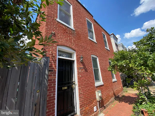 $2,750 | 600 Acker Place Northeast, Washington, DC 20002