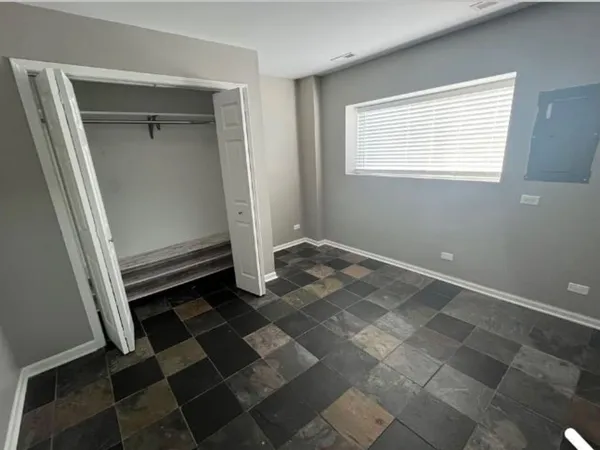 $2,299 | 512 Lincoln Station Drive, Unit 512, Oswego, IL 60543