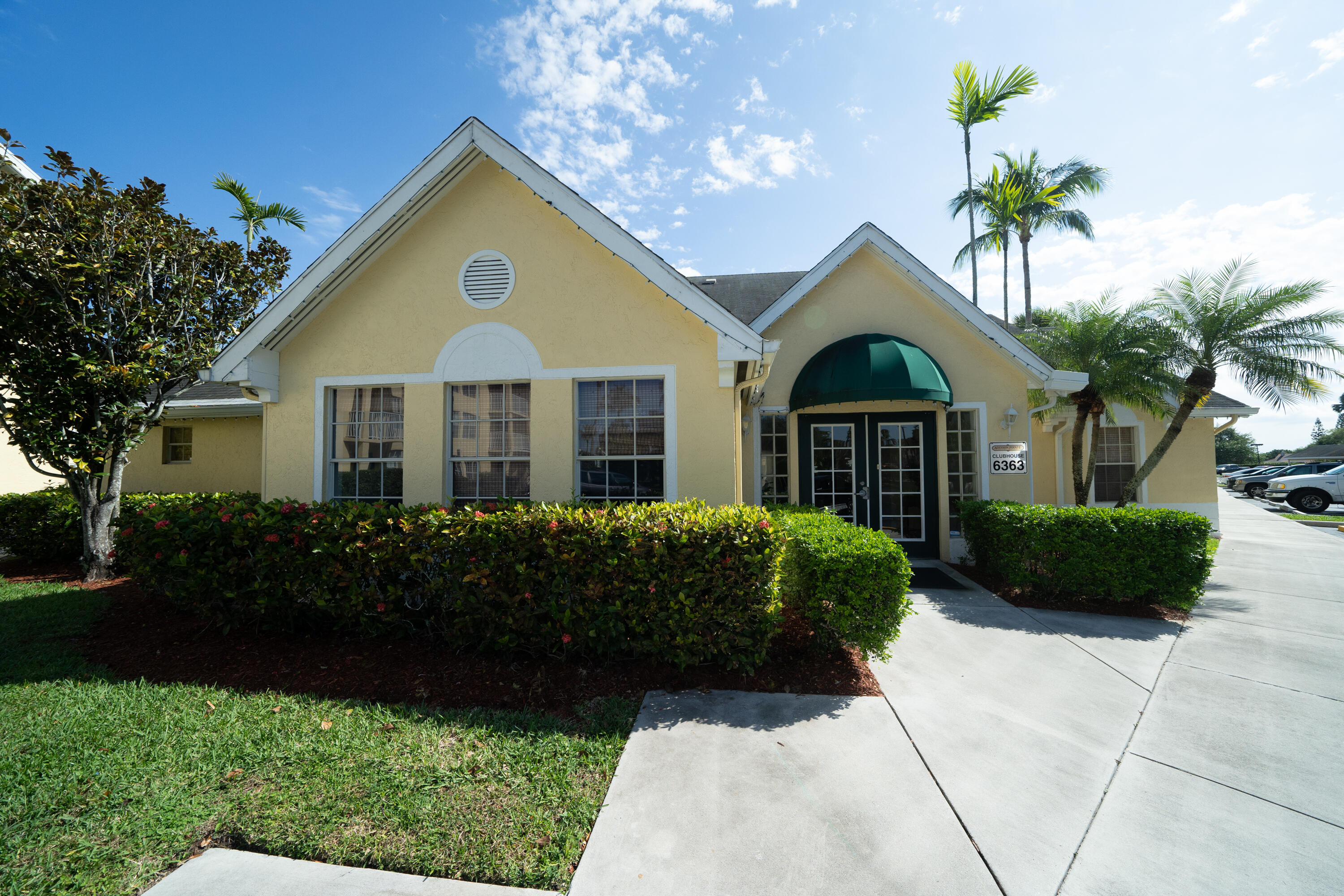 6284 La Costa Drive, Unit M Boca Raton, FL 33433 - Photo 17 of 19 6284 la costa dr M 13-204