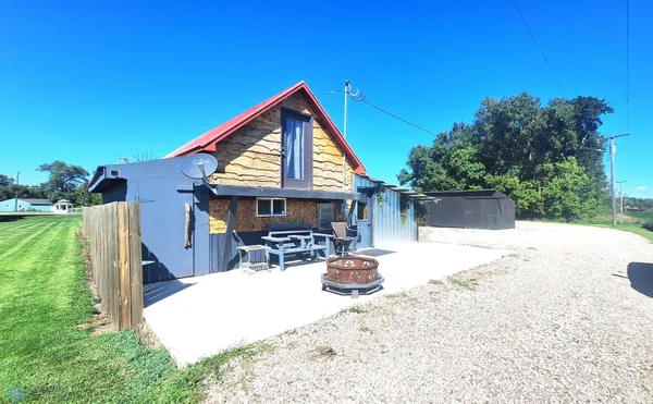 $54,000 | 210 1st Street, Great Bend, ND 58075