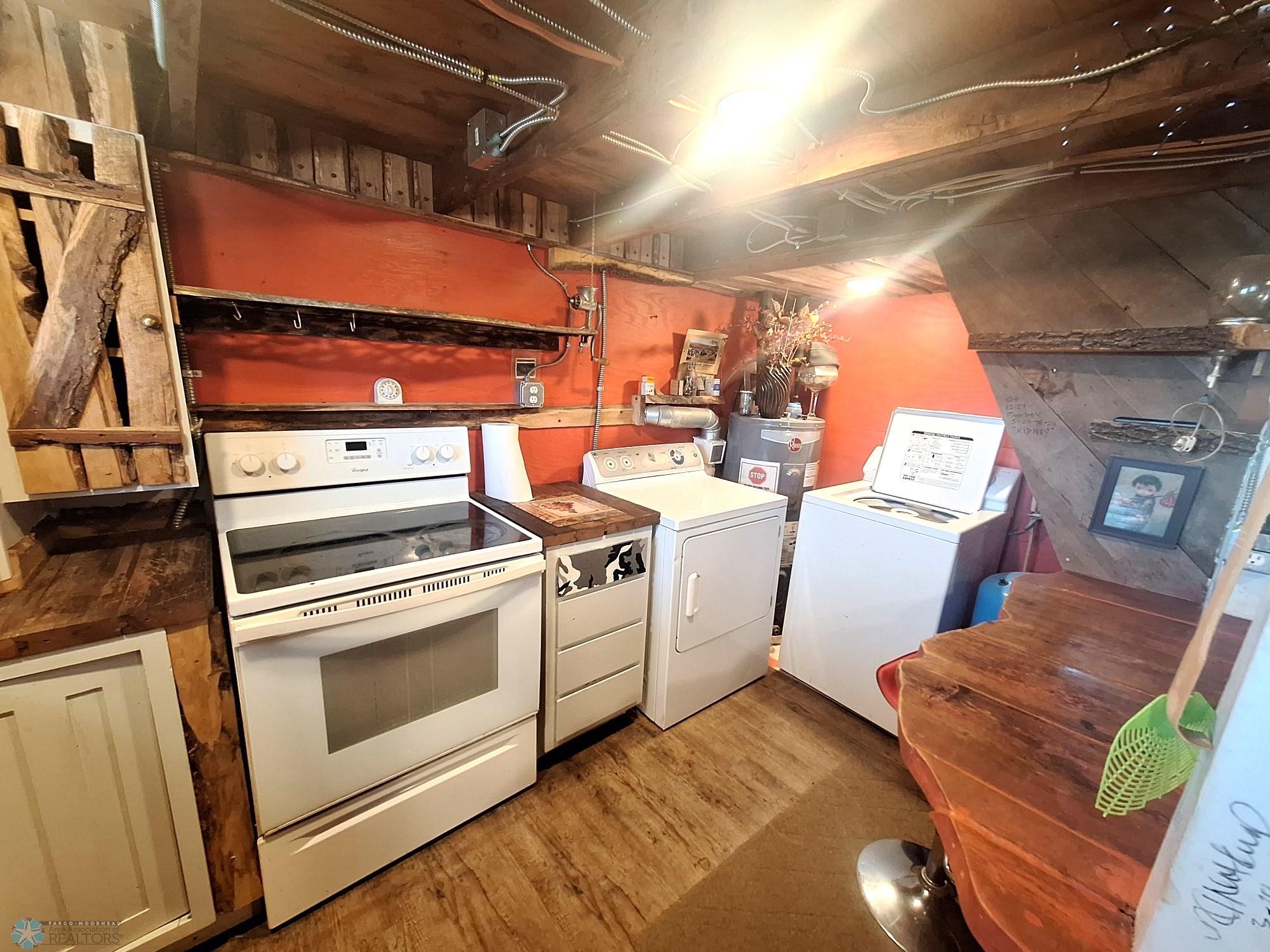 210 1st Street Wahpeton, ND 58075 - Photo 10 of 17