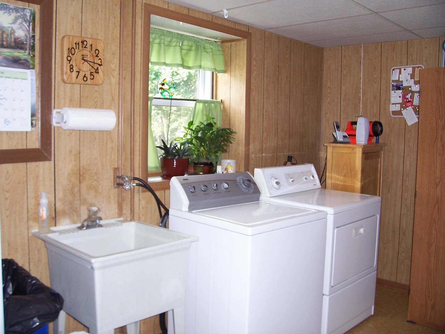 411 Lemont Street Lemont, IL 60439 - Photo 29 of 31 a utility room with dryer and washer