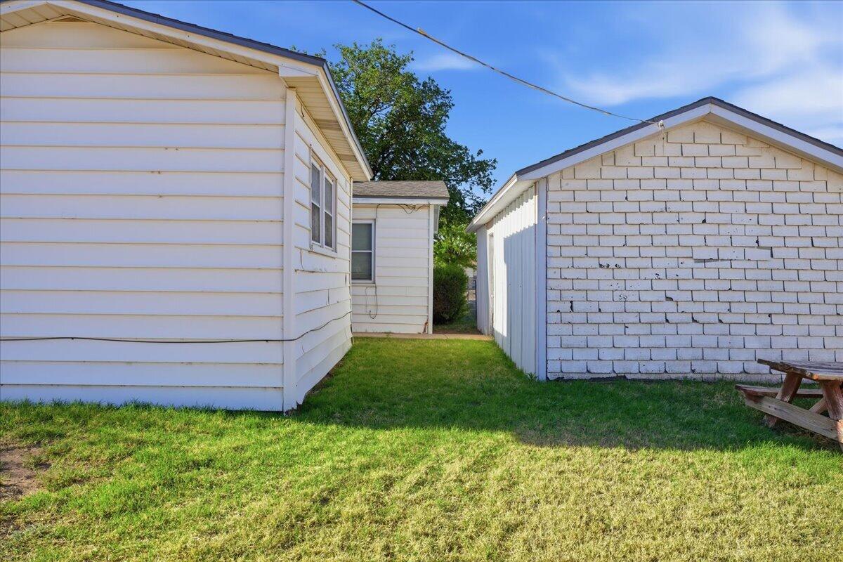 705 11th Street Shallowater, TX 79363 - Photo 29 of 29 29-DRG00245