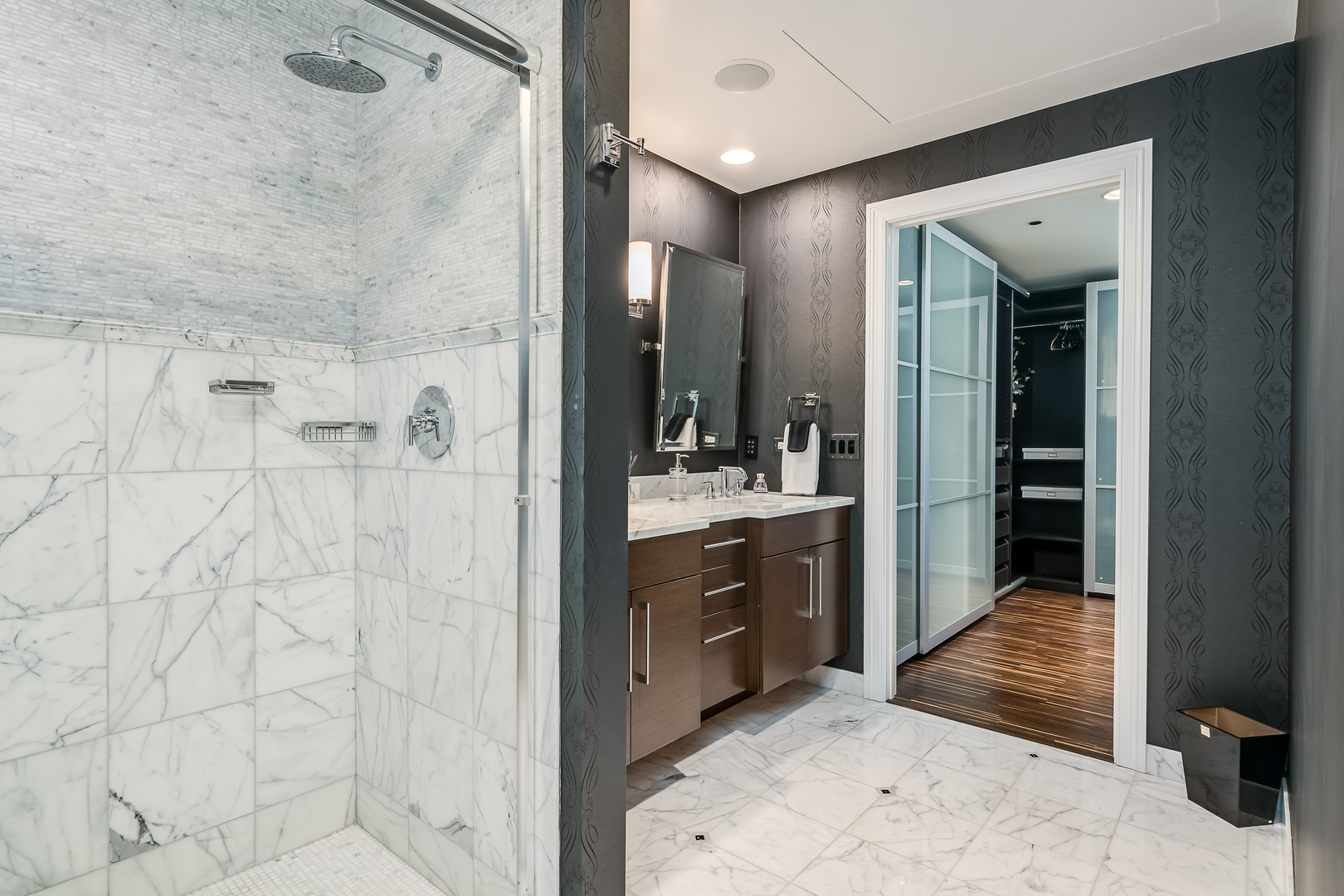 310 South Michigan Avenue, Unit 1900 Chicago, IL 60604 - Photo 18 of 29 a bathroom with a shower and a sink